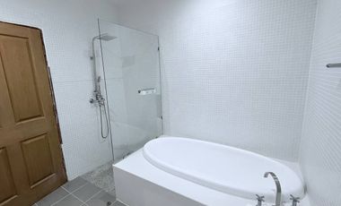 Peaceful Villa for Rent in Choengmon Garden