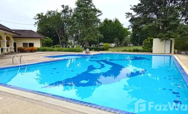 Spacious 3 bedroom 2 bath House Near the Sea Fully furnished
