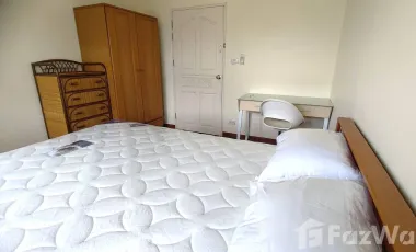 Spacious 3 bedroom 2 bath House Near the Sea Fully furnished