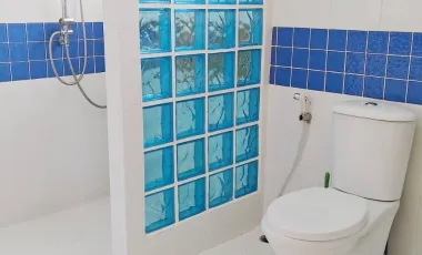 Spacious 3 bedroom 2 bath House Near the Sea Fully furnished