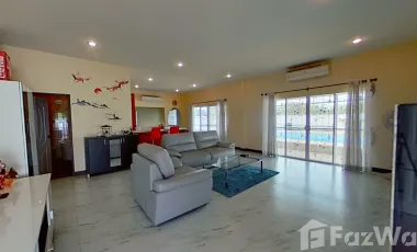 Nice private house with pool