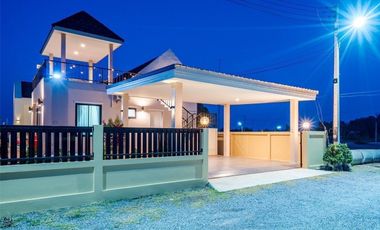 3 Bedroom Villa for sale in Na Yang, Phetchaburi
