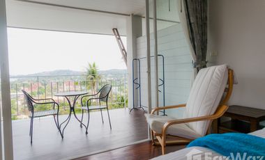 1 Bedroom Condo for rent at The Bay Condominium