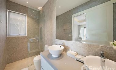 3 Bedroom Seaview Villa with Private Infinity Poo