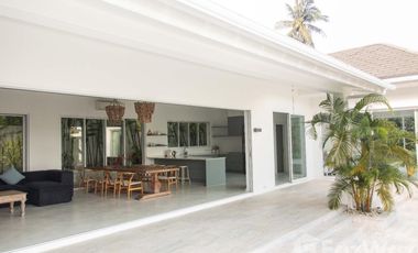 4 Bedroom Villa for rent at Ban Tai Estate