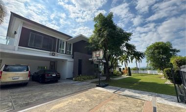 Very nice Lake View. 24 hours security.