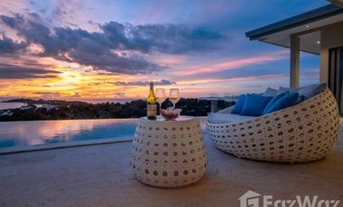 Incredible Pool Villa Seaview
