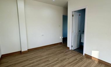3 Bedroom House for sale in Saraphi, Chiang Mai