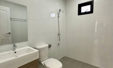 3 Bedroom House for sale in Saraphi, Chiang Mai