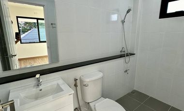 3 Bedroom House for sale in Saraphi, Chiang Mai