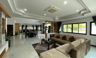 5 Bedroom Villa for sale in San Sai Luang, Chiang Mai