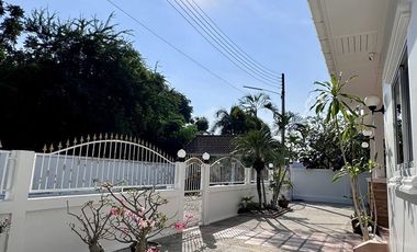 3 Bedrooms For RentTropical Garden Village
