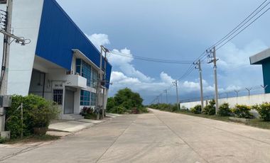 Warehouse for rent in Na Khok, Samut Sakhon