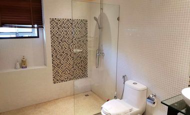 3 bedroom house with pool access in Choenmon