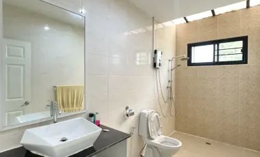 4 Bedroom House for sale in Mu Mon, Udon Thani