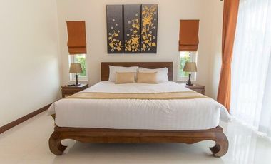 Luxurious 3-Bedroom, 3-Bathroom Pool Villa in Palm Villas