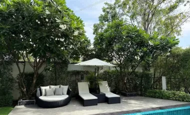 pool villa in blue lagoon