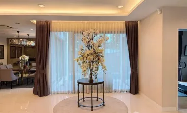 pool villa in blue lagoon