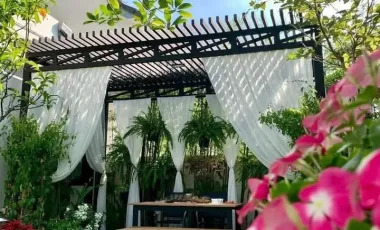 pool villa in blue lagoon