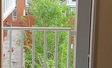 Nice cool room with garden view and free Wifi 24 hours.
