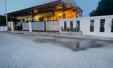 Cozy Single-Storey House with Mountain View