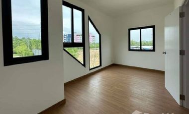 3 Bedroom Townhouse for sale at The Residence Hitech