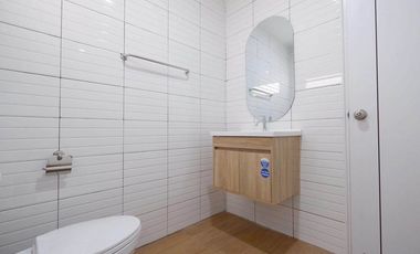 Fully Renovated 2 Bedrooms 2 Bathroom