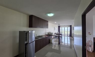 Beachfront Condo with Stunning Sea and Mountain Views