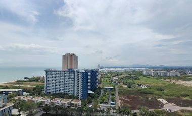 Perfectly Proportioned 1-Bedroom: Great Balcony and View
