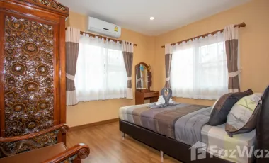 3 Bedroom house with 3 Bathrooms and a day room