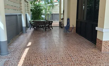 3 Bedroom house with 3 Bathrooms and a day room