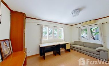 5 Bedroom House for sale at Regent 2