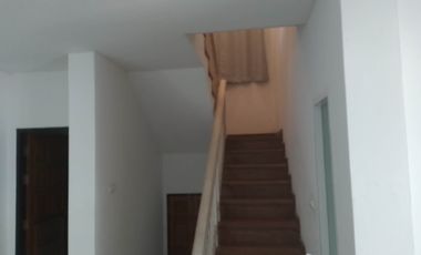 4-Bed Villa Oasis: Escape to San Pu Loei!