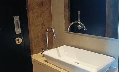 1 Bedroom Condo for sale at Limited no.304