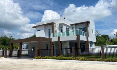 3 Bedroom Villa for sale at Suchawalai At Sea
