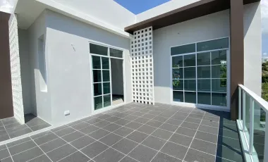 3 Bedroom Villa for sale at Suchawalai At Sea