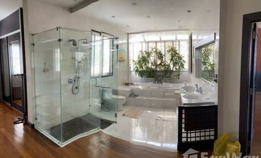 4 Bedroom Villa for sale at Golden Lanna Village