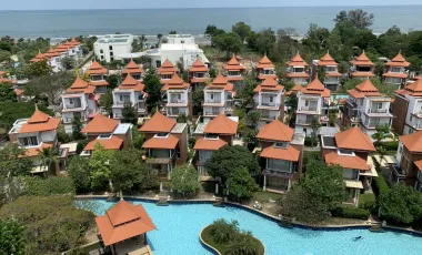3 Bedroom sea view Condo for rent