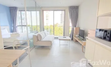 Secure Your Cha-Am Paradise: 1-Bedroom Seaview Condo