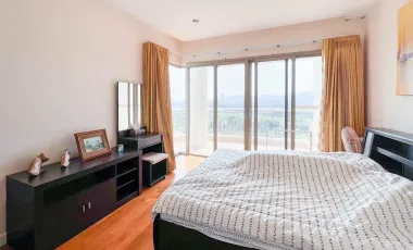 Boathouse Condo for rent