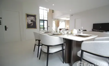 Setthasiri Bangna Km.10 by Sansiri