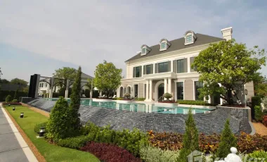 Setthasiri Bangna Km.10 by Sansiri