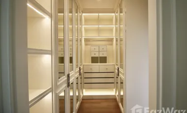 Setthasiri Bangna Km.10 by Sansiri