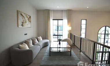 Setthasiri Bangna Km.10 by Sansiri