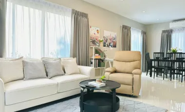 Modern 3-Bedroom House with Garden