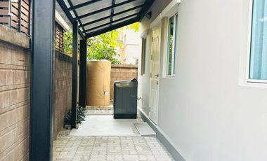 Modern 3-Bedroom House with Garden