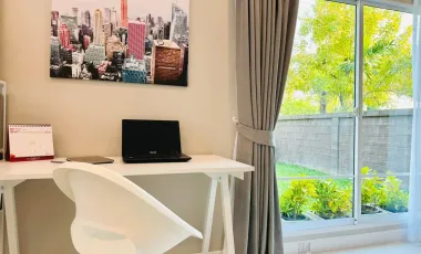 Modern 3-Bedroom House with Garden