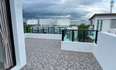 4 Bedroom House for sale at Suchawalai At Sea