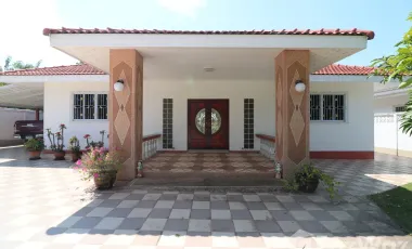 4 Bedroom House for sale in Ban Tat, Udon Thani