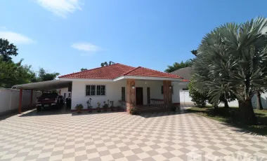 4 Bedroom House for sale in Ban Tat, Udon Thani
